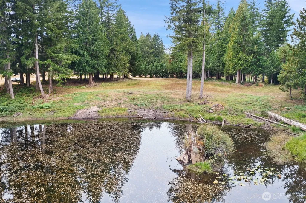 9048 NW Holly Road Bremerton WA 98312