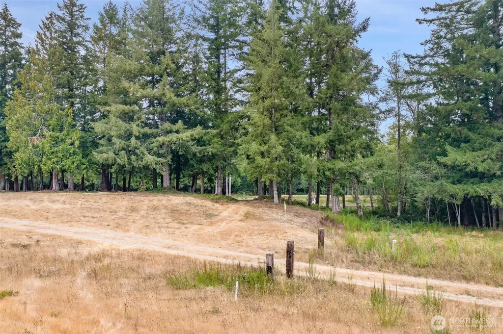 9048 NW Holly Road Bremerton WA 98312