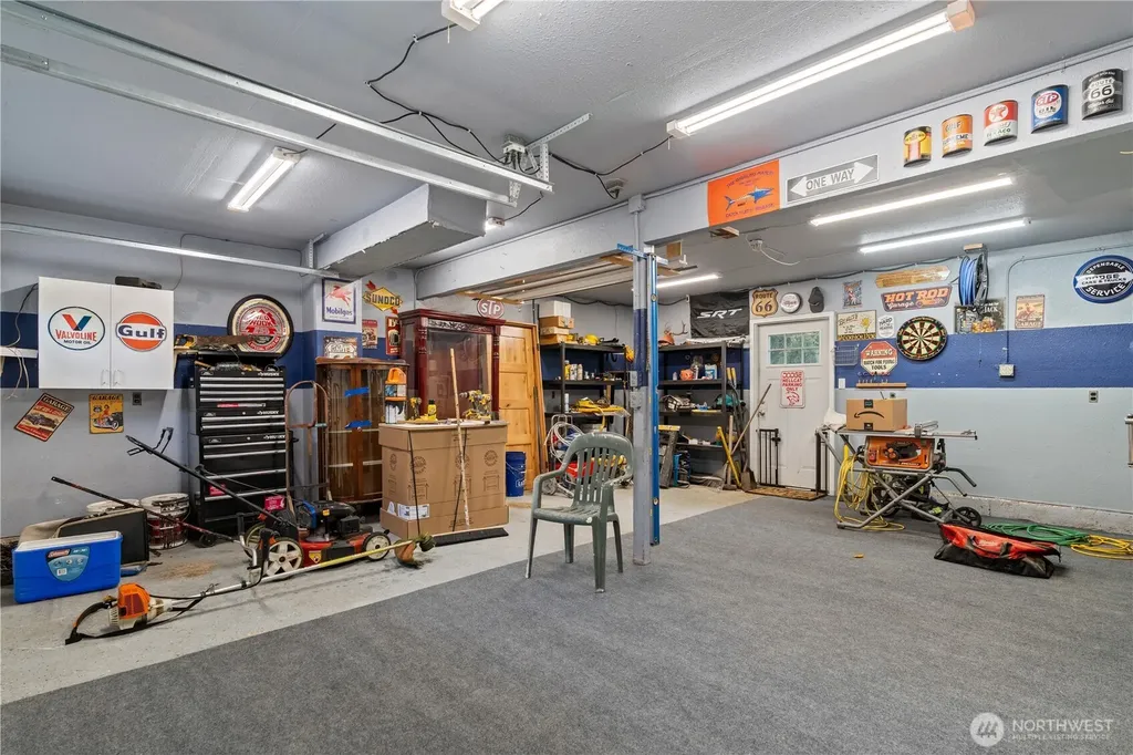 3485 NW This A Way Road Bremerton WA 98312