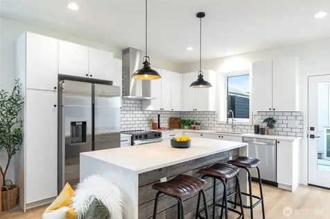 1556 S Pearl Street Seattle WA 98108