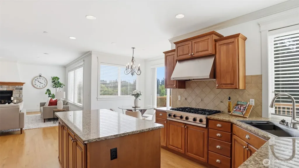 11935 SE 76th Street Newcastle WA 98056