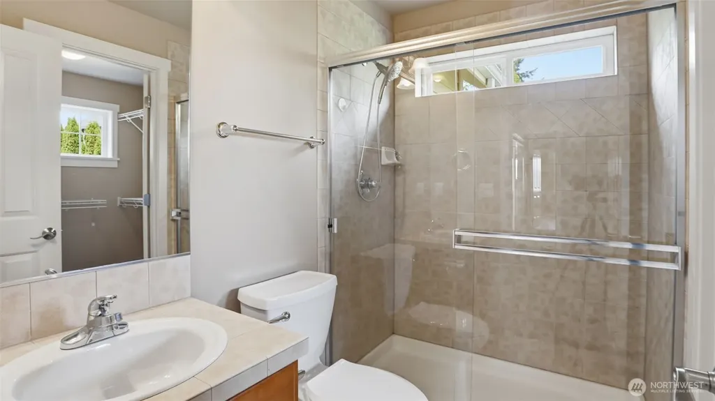 11935 SE 76th Street Newcastle WA 98056