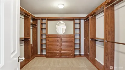 11935 SE 76th Street Newcastle WA 98056