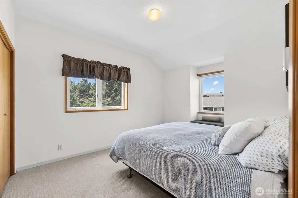 1104 120th Place Long Beach WA 98631