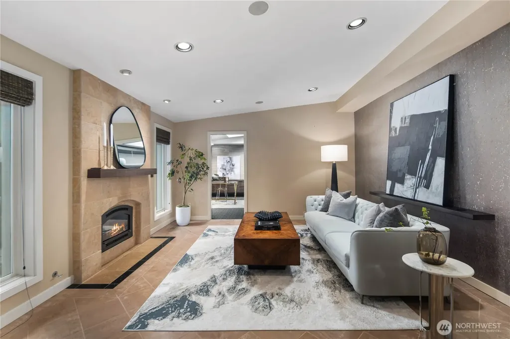 3215 78th Place NE Medina WA 98039