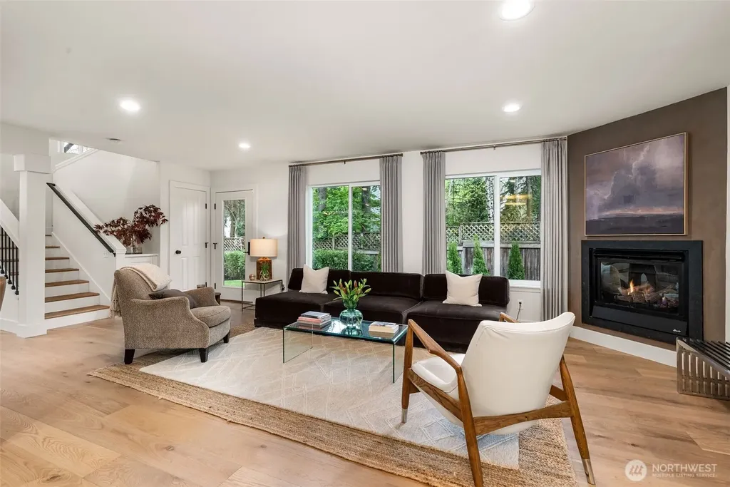 6223 85th Avenue W University Place WA 98467