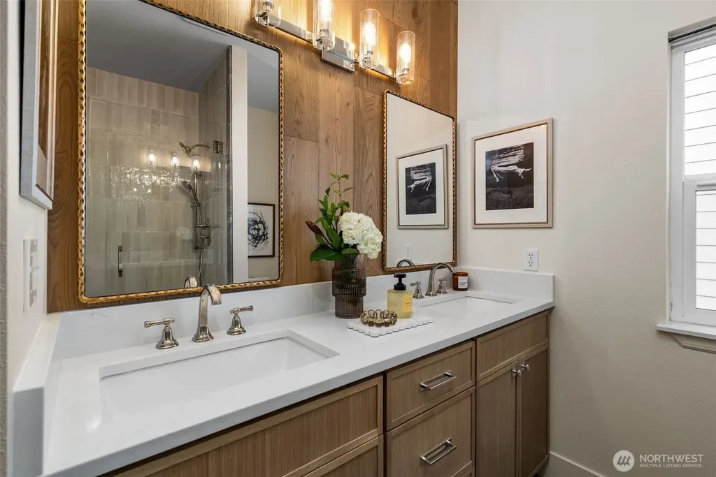6223 85th Avenue W University Place WA 98467
