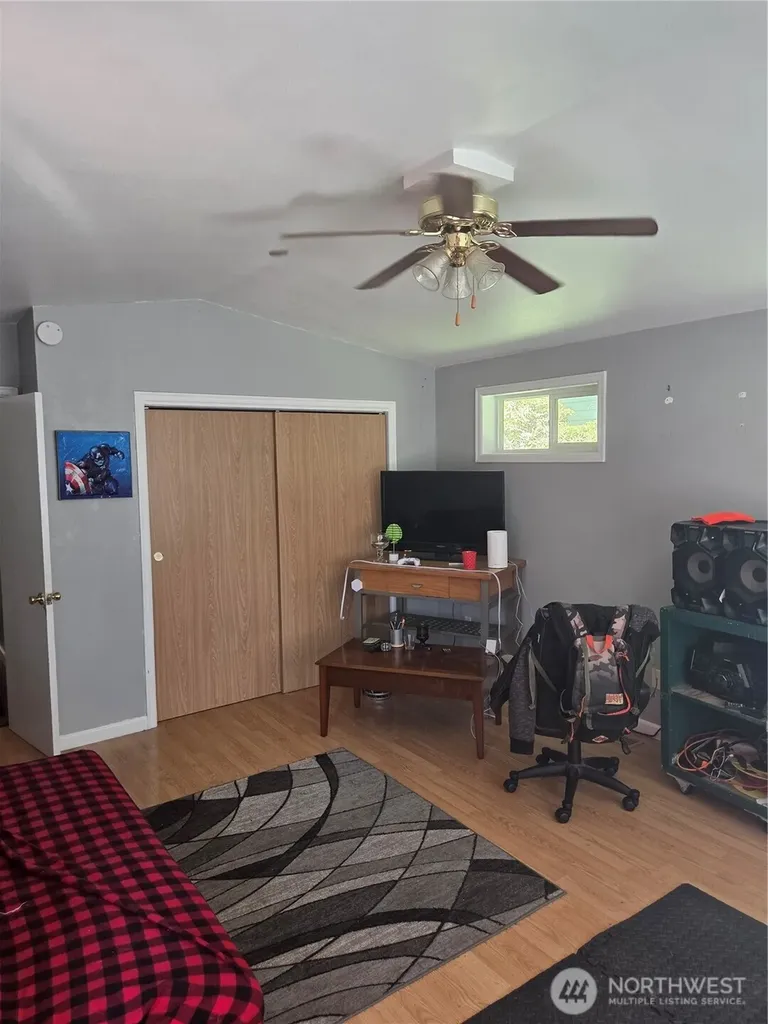 2000 E Highland Avenue Mount Vernon WA 98273
