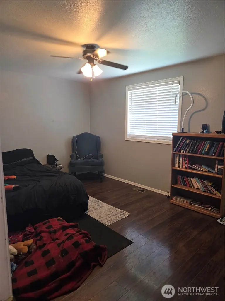 2000 E Highland Avenue Mount Vernon WA 98273