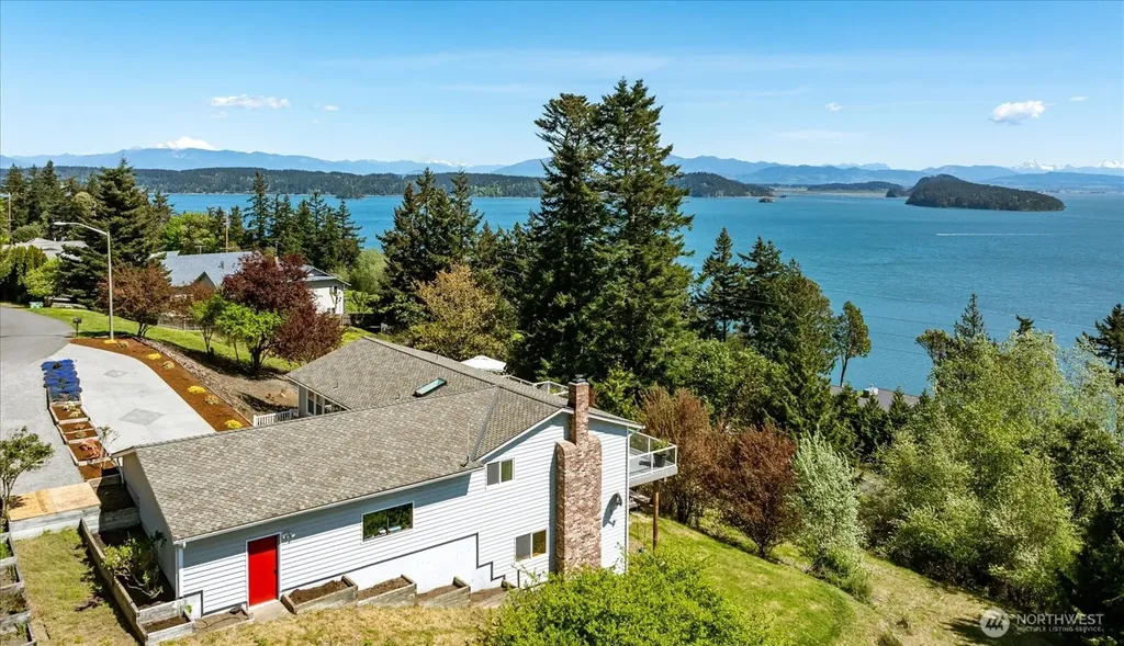 4444 Norris Lane Oak Harbor WA 98277