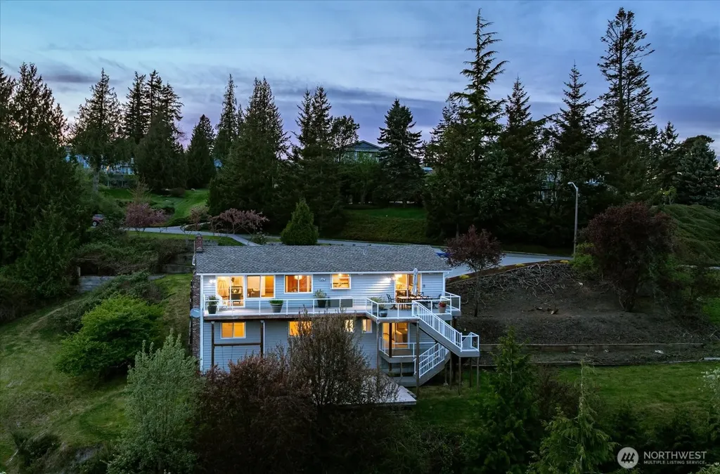 4444 Norris Lane Oak Harbor WA 98277