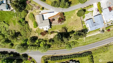 4444 Norris Lane Oak Harbor WA 98277