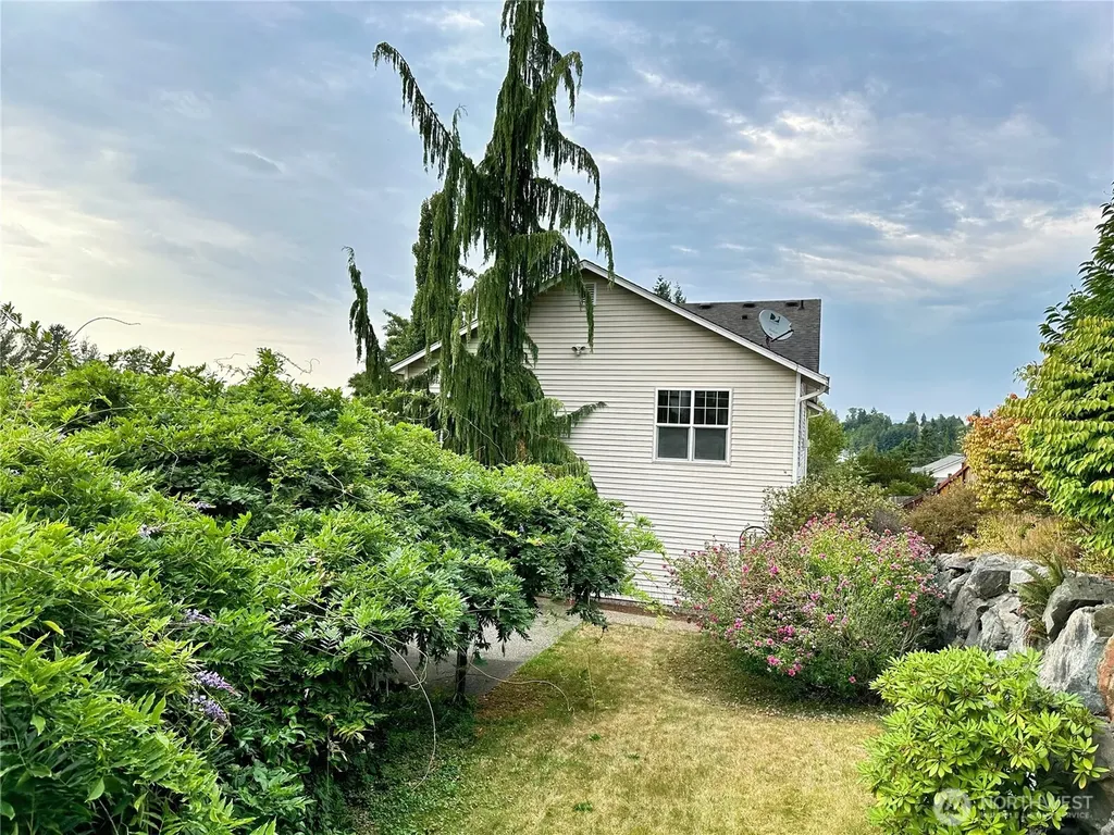 1228 113th Avenue SE Lake Stevens WA 98258