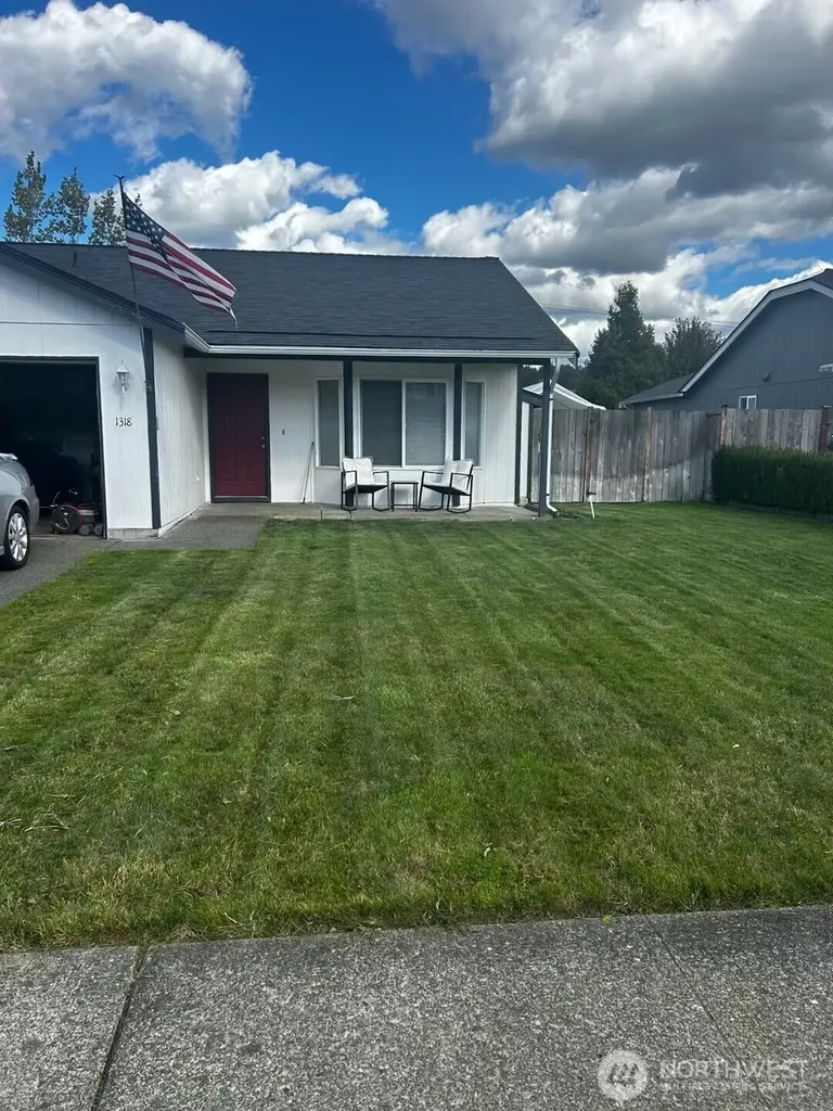 1318 Headly Avenue NW Orting WA 98360