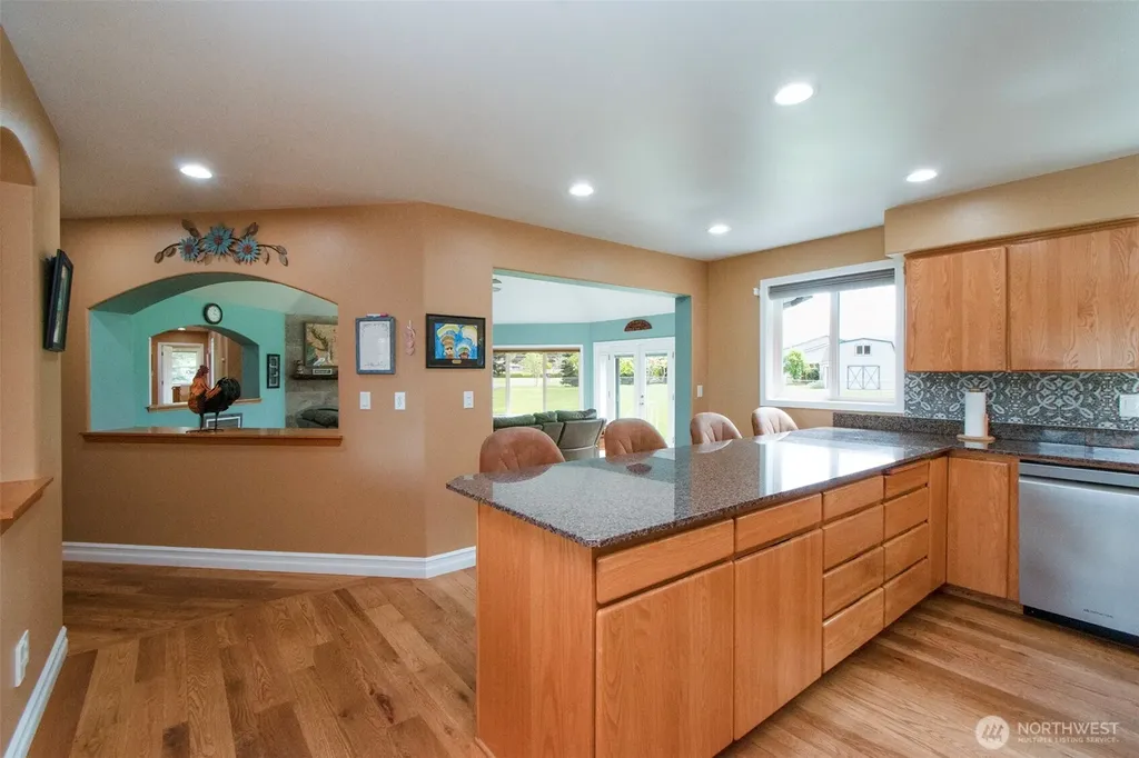 21 Donaper Road Sequim WA 98382