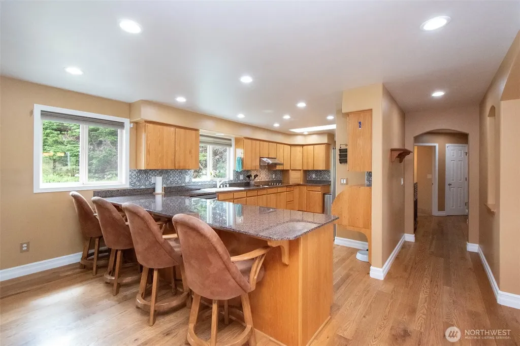 21 Donaper Road Sequim WA 98382