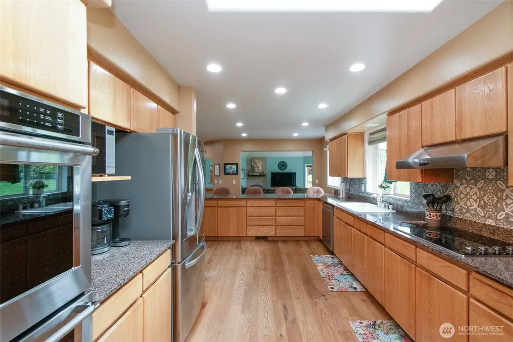 21 Donaper Road Sequim WA 98382