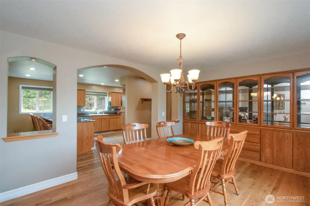 21 Donaper Road Sequim WA 98382