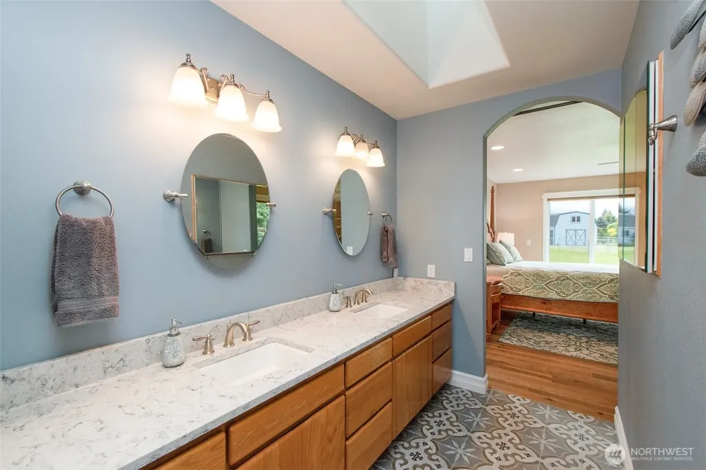 21 Donaper Road Sequim WA 98382