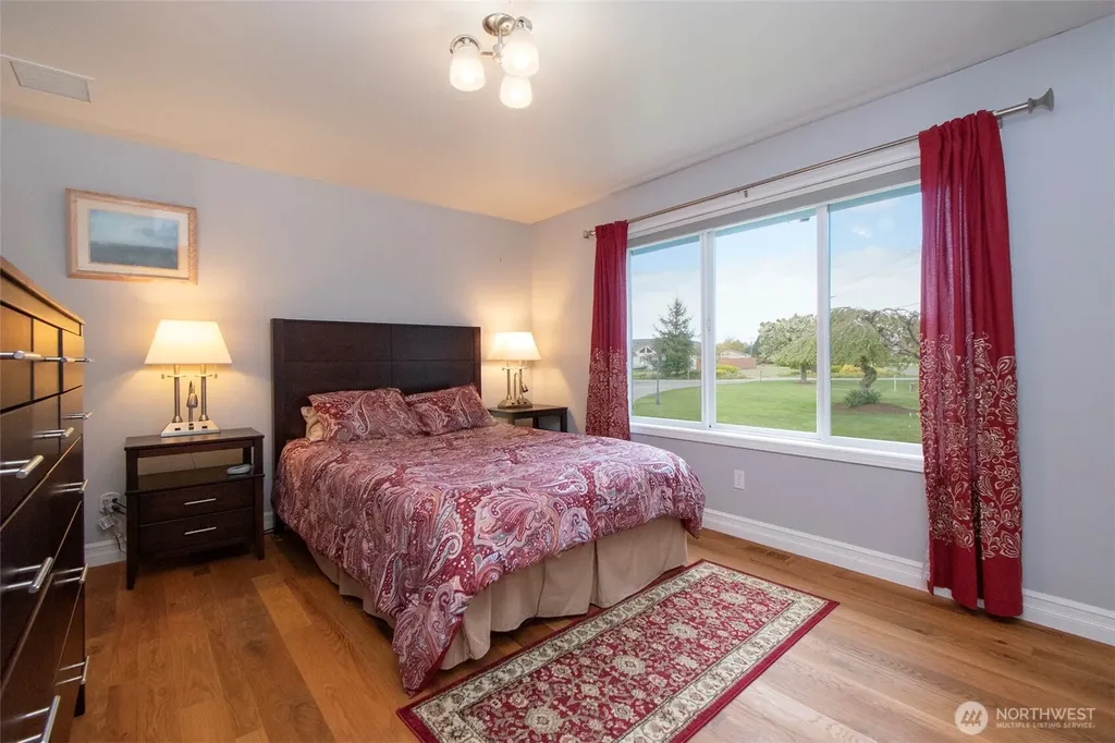 21 Donaper Road Sequim WA 98382