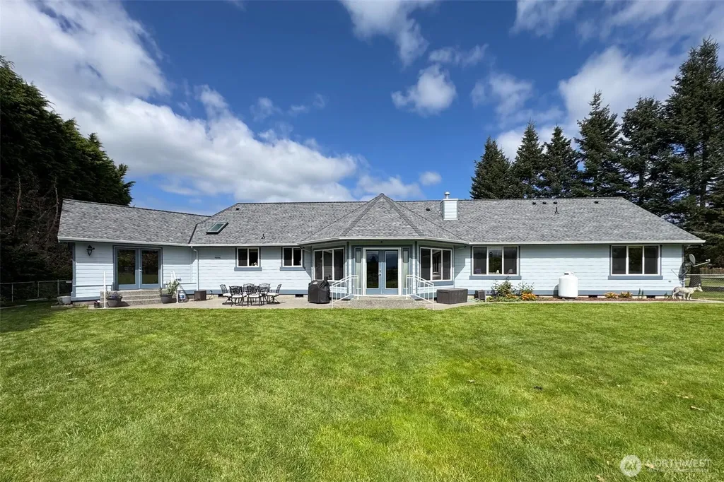21 Donaper Road Sequim WA 98382