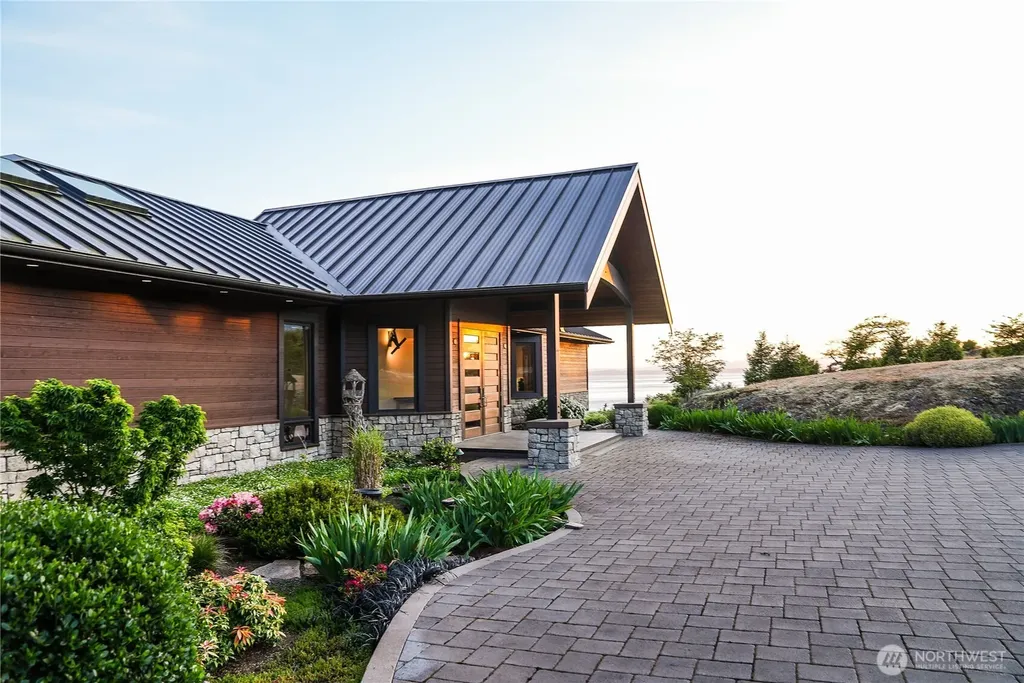 115 Clipper Way Friday Harbor WA 98250