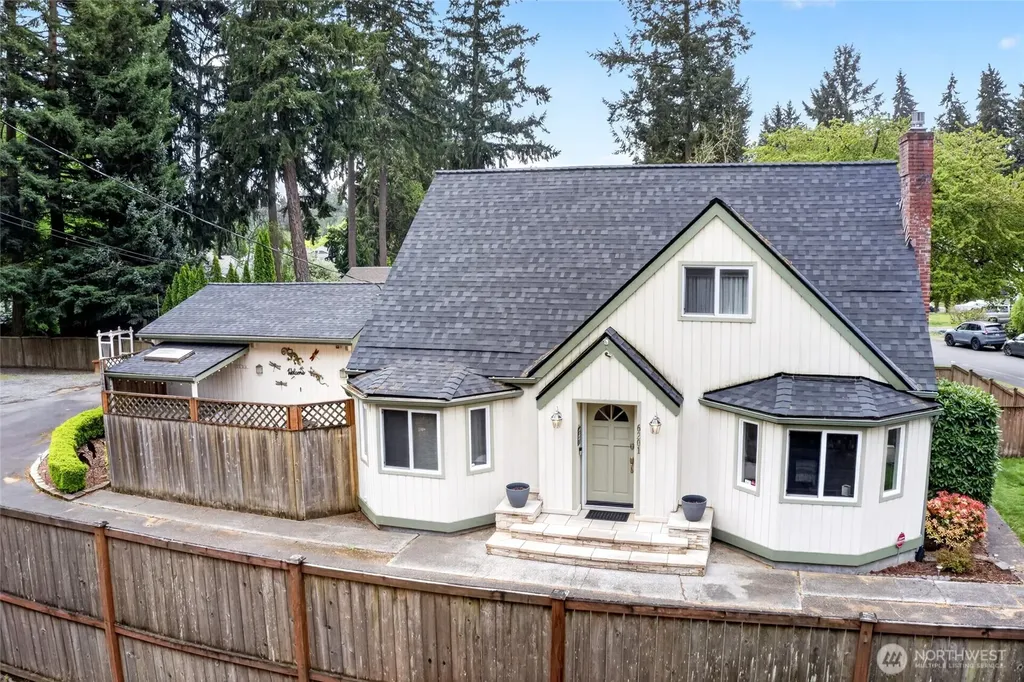 6201 75th Avenue Ct W University Place WA 98467