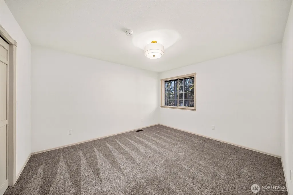 11215 Madera Circle SW Lakewood WA 98499