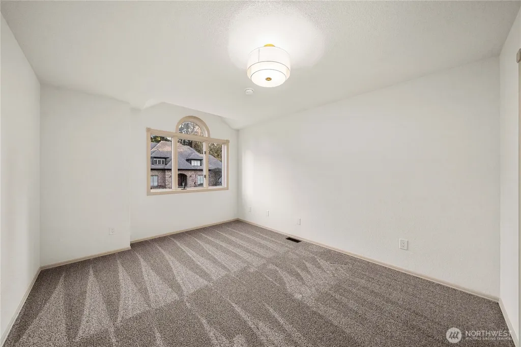 11215 Madera Circle SW Lakewood WA 98499