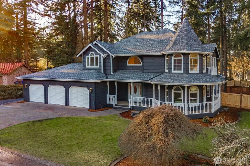 11215 Madera Circle SW Lakewood WA 98499