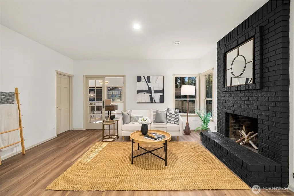 11215 Madera Circle SW Lakewood WA 98499