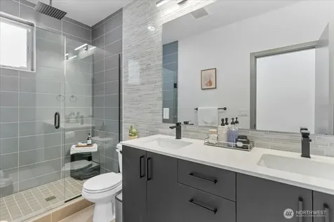 4301 26th Avenue SW Seattle WA 98106
