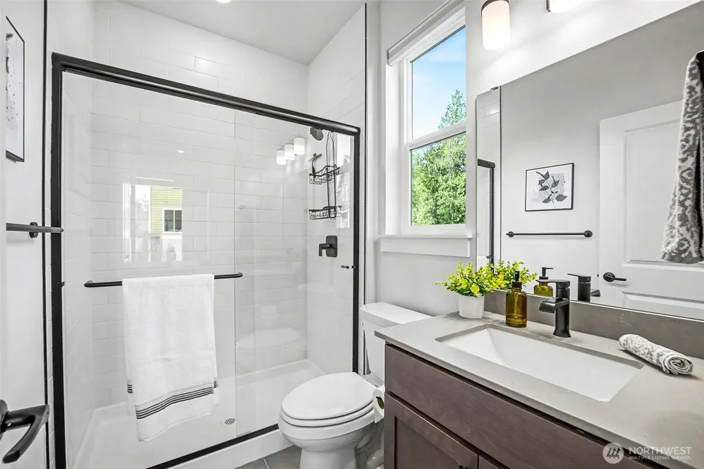 6410 213th Ave Court E Bonney Lake WA 98391