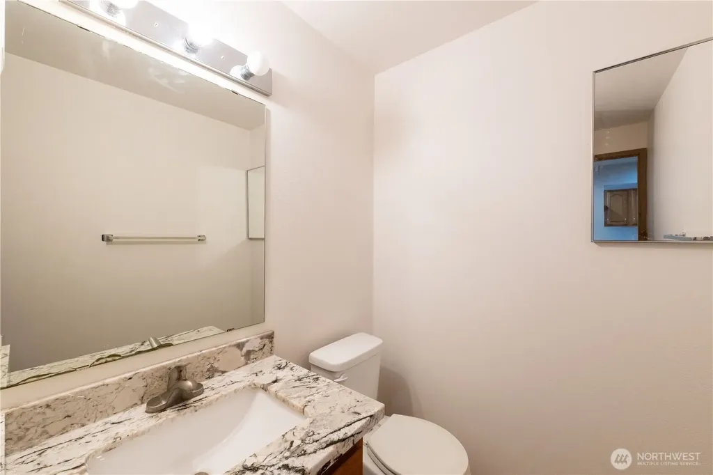 15307 15th Avenue NE Shoreline WA 98155