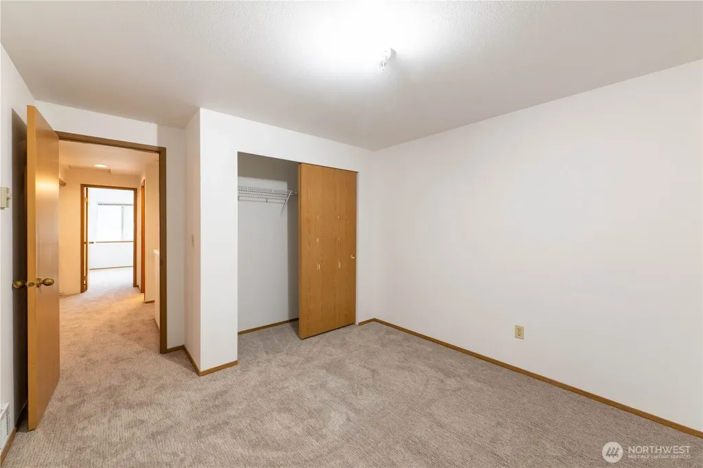 15307 15th Avenue NE Shoreline WA 98155