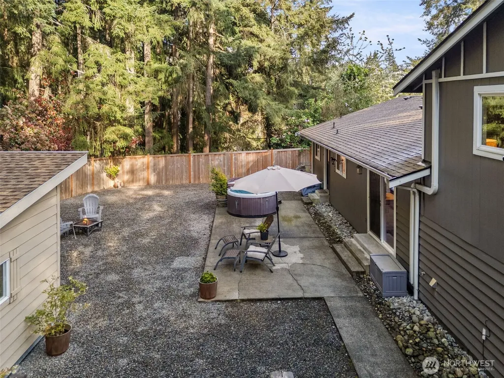 7041 67th Street NW Gig Harbor WA 98335