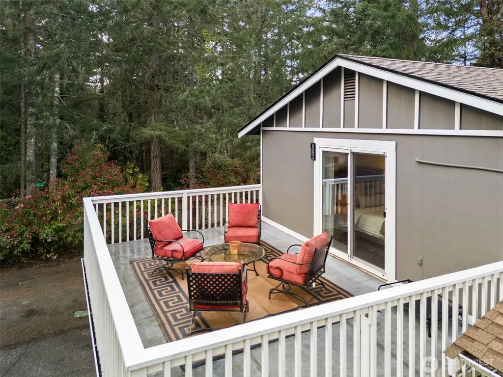 7041 67th Street NW Gig Harbor WA 98335