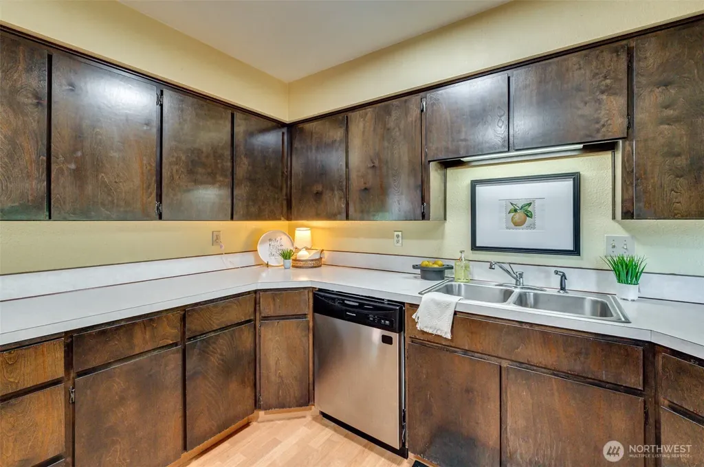 731 Carnine Road Castle Rock WA 98611