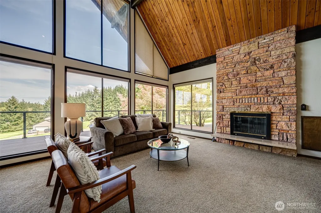 731 Carnine Road Castle Rock WA 98611