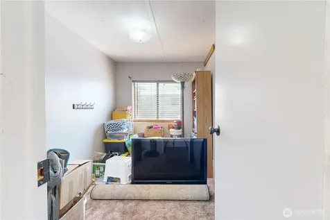 968 NE Empire Street College Place WA 99324