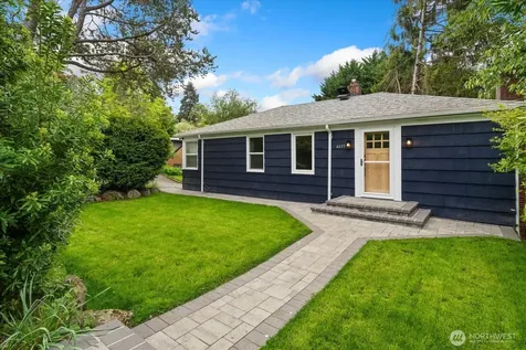 4037 NE 109th Street Seattle WA 98125