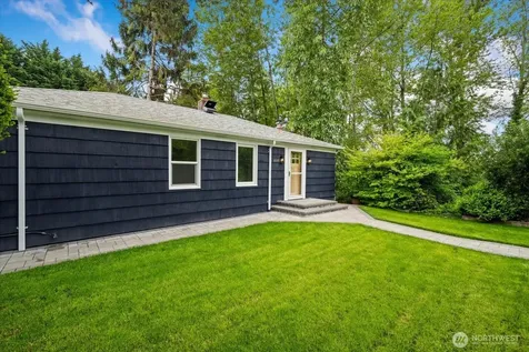 4037 NE 109th Street Seattle WA 98125