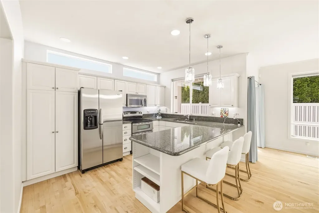 5814 61st Avenue W University Place WA 98467