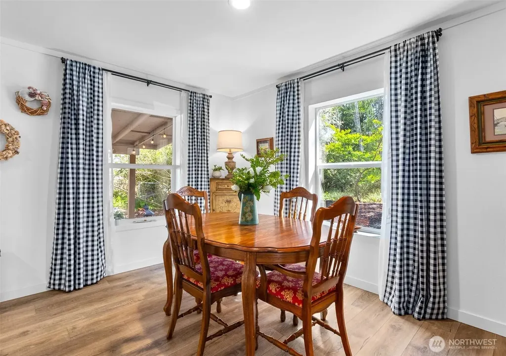 502 W Grant Westport WA 98595