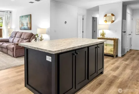 502 W Grant Westport WA 98595