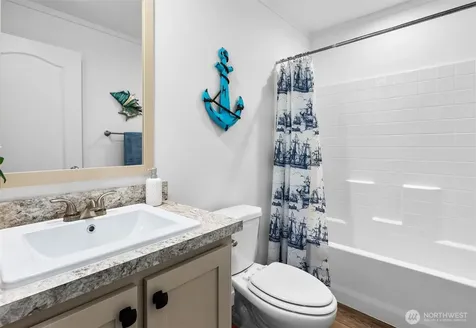 502 W Grant Westport WA 98595