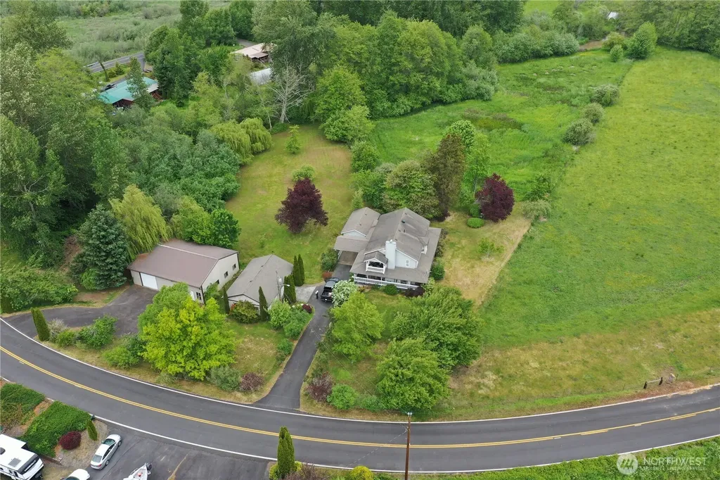 103 W Little Island Road Cathlamet WA 98612