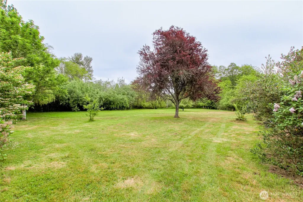103 W Little Island Road Cathlamet WA 98612