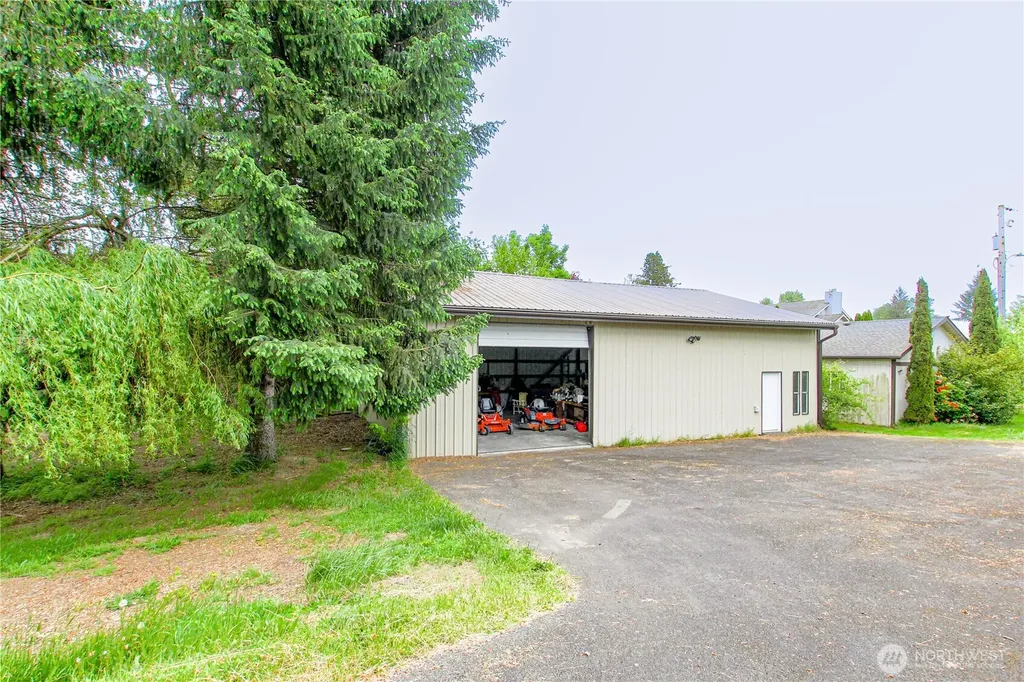 103 W Little Island Road Cathlamet WA 98612