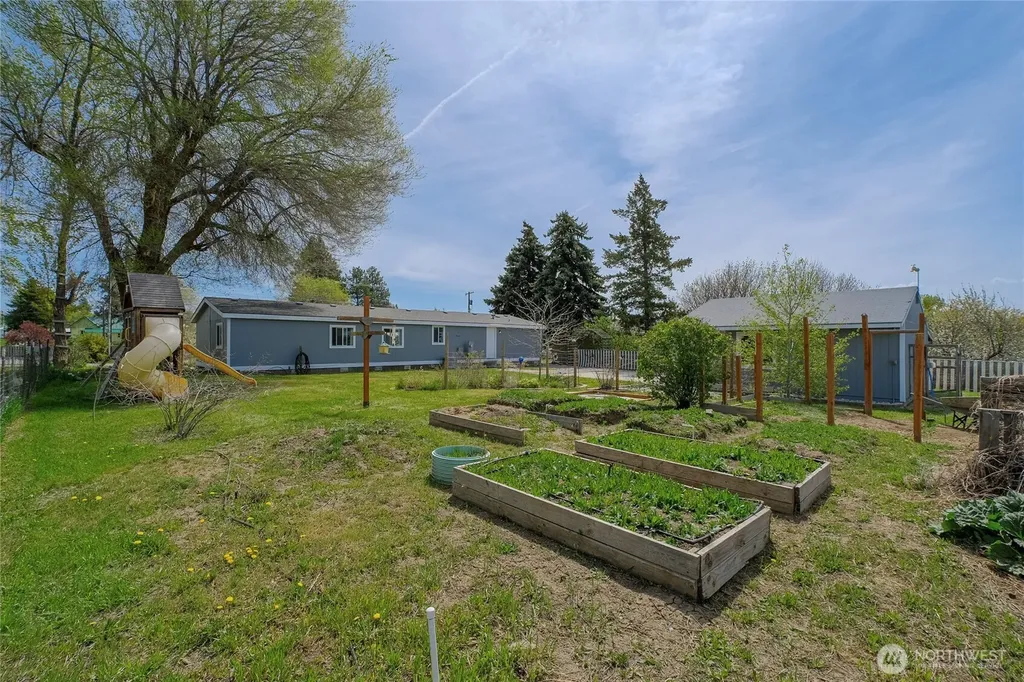 316 S Columbia Avenue Waterville WA 98858